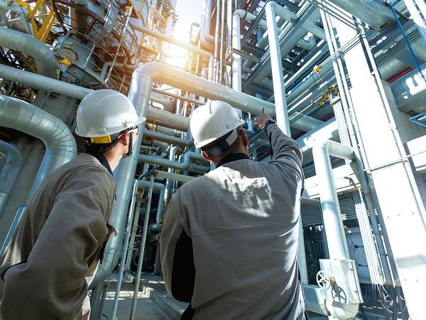 Produktions- und Industrieanlagen